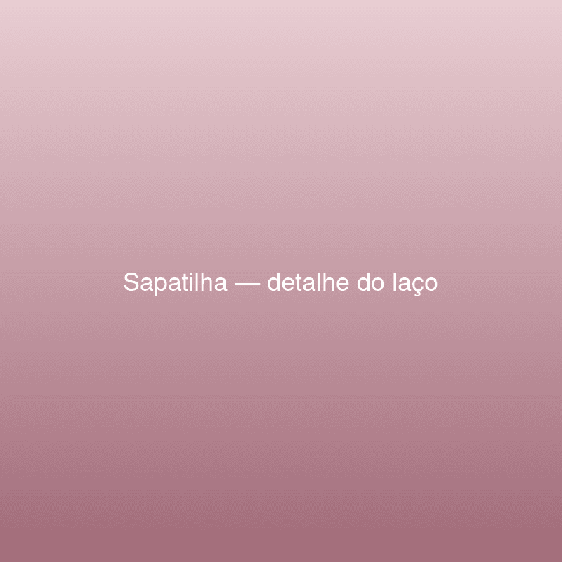 Sapatilha rosé vista de cima com laço